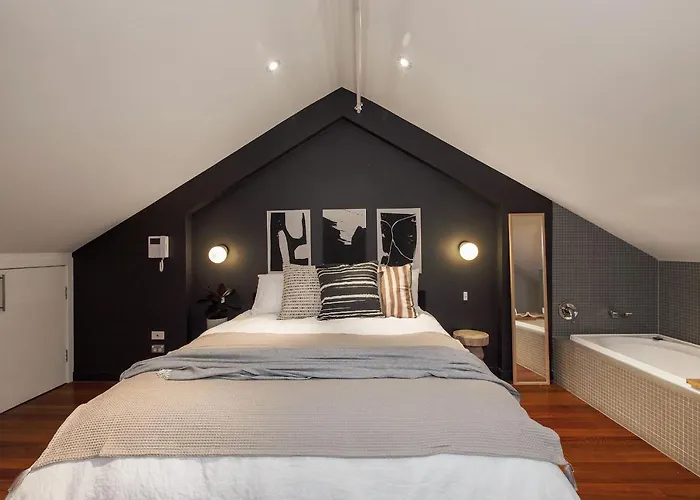 Warburton\'S Loft